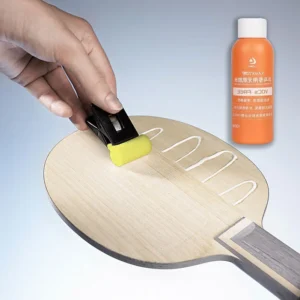 آماده سازی راکت پینگ پنگ با چسب (چسباندن رویه به چوب راکت)